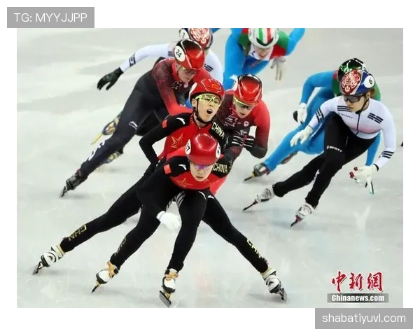 犯规判定：裁判如何依据力度、意图与接触做出判罚