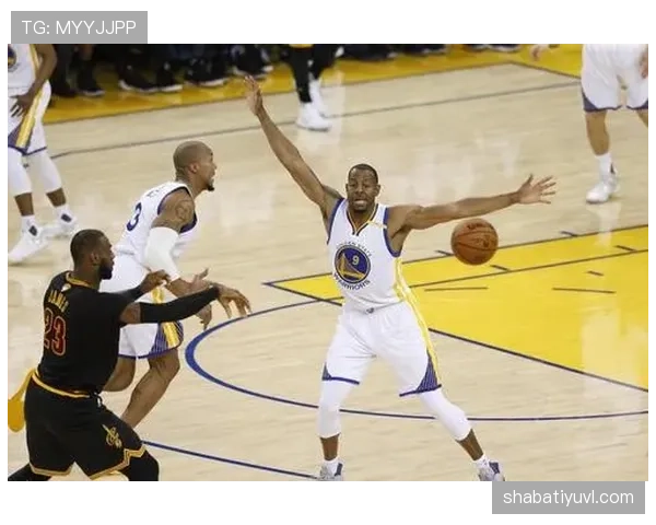 伊戈达拉精准无球跑动拉开空间 提升球队关键防守效率