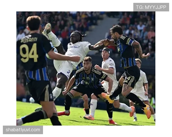 国际米兰边翼卫主导进攻，中路渗透能力是否受限？