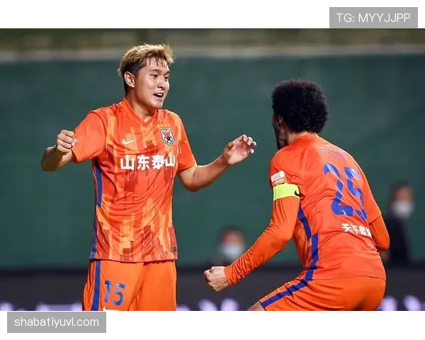 山东泰山中场控制不足，比赛节奏掌控力受限，攻防转换效率承压