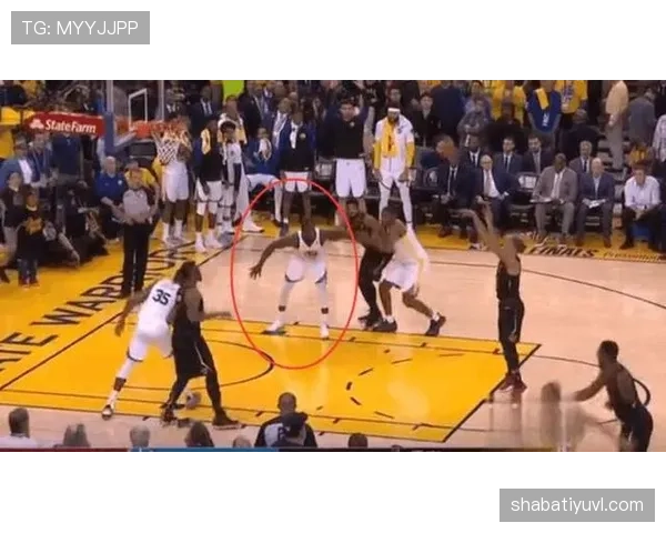 全面解析NBA合理冲撞区规则，看完就懂不再被吹进攻犯规。