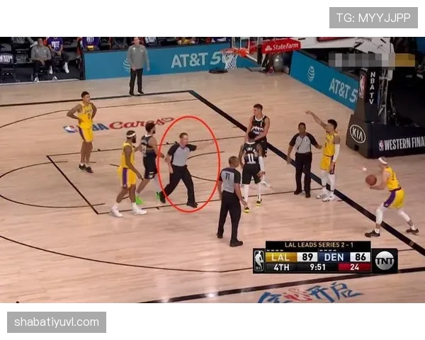 篮球出界怎么判?边线规则具体判罚标准解析 篮球出界怎么判?边线规则具体判罚标准解析